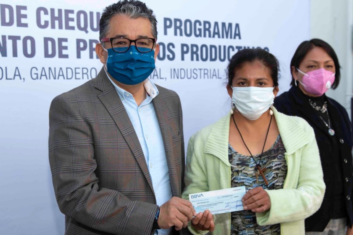 Foto: Cortesía Otorga FOMTLAX 26 créditos a proyectos productivos