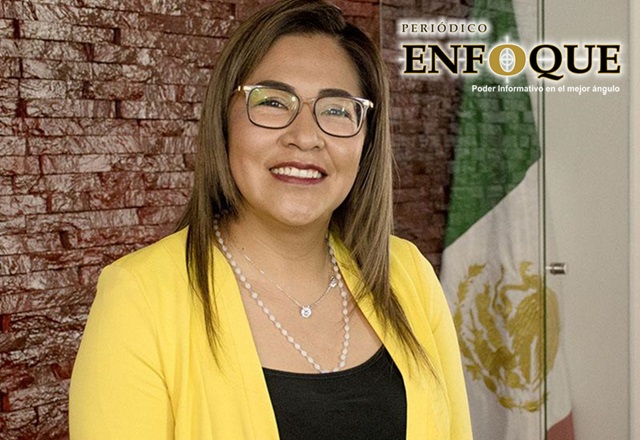 Foto: Cortesía Asume Angélica Flores cargo de presidenta municipal interina de Cuautlancingo