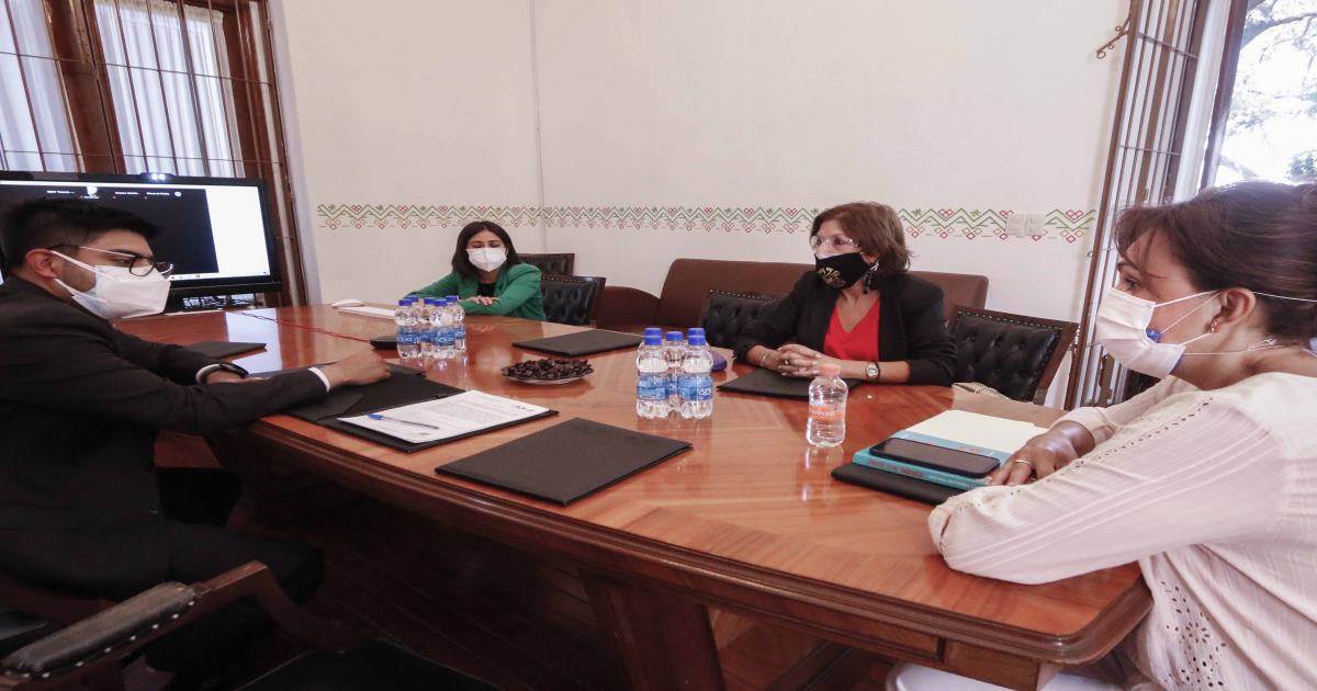 Foto: Cortesía Sandra Chávez y RELAF rinden homenaje a familias que brindan acogimiento familiar