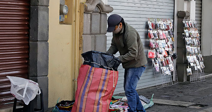 Trabajos informales ponen en riesgo el crecimiento económico del país