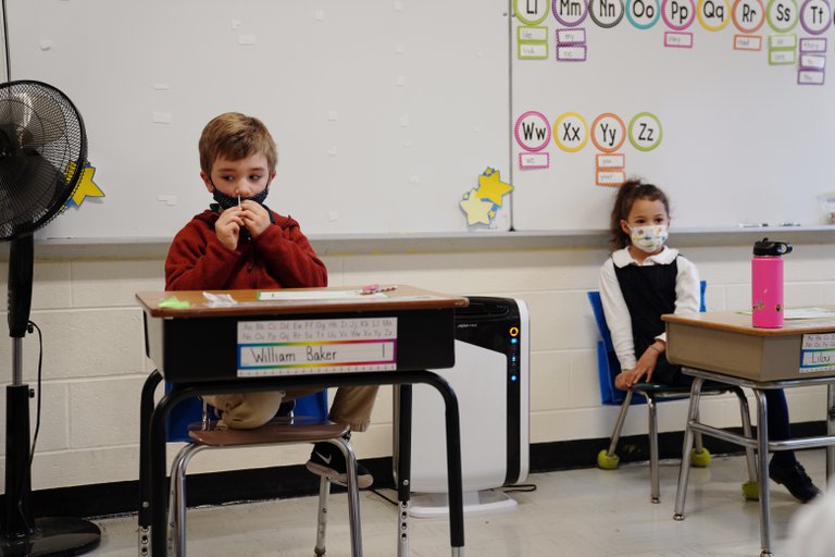 Foto: Cortesía Estados Unidos redujo a 91 centímetros la distancia social mínima entre los alumnos en las escuelas