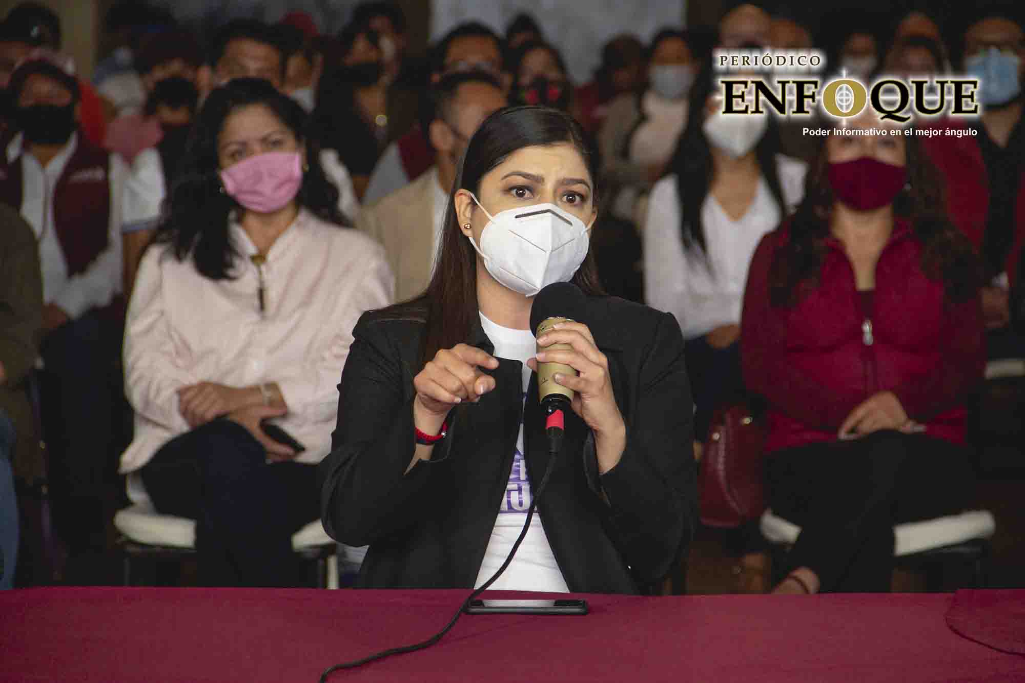 Foto: Cortesía Adiós Biestro; Morena designa oficialmente a Claudia Rivera Vivanco como candidata a la presidencia municipal de Puebla