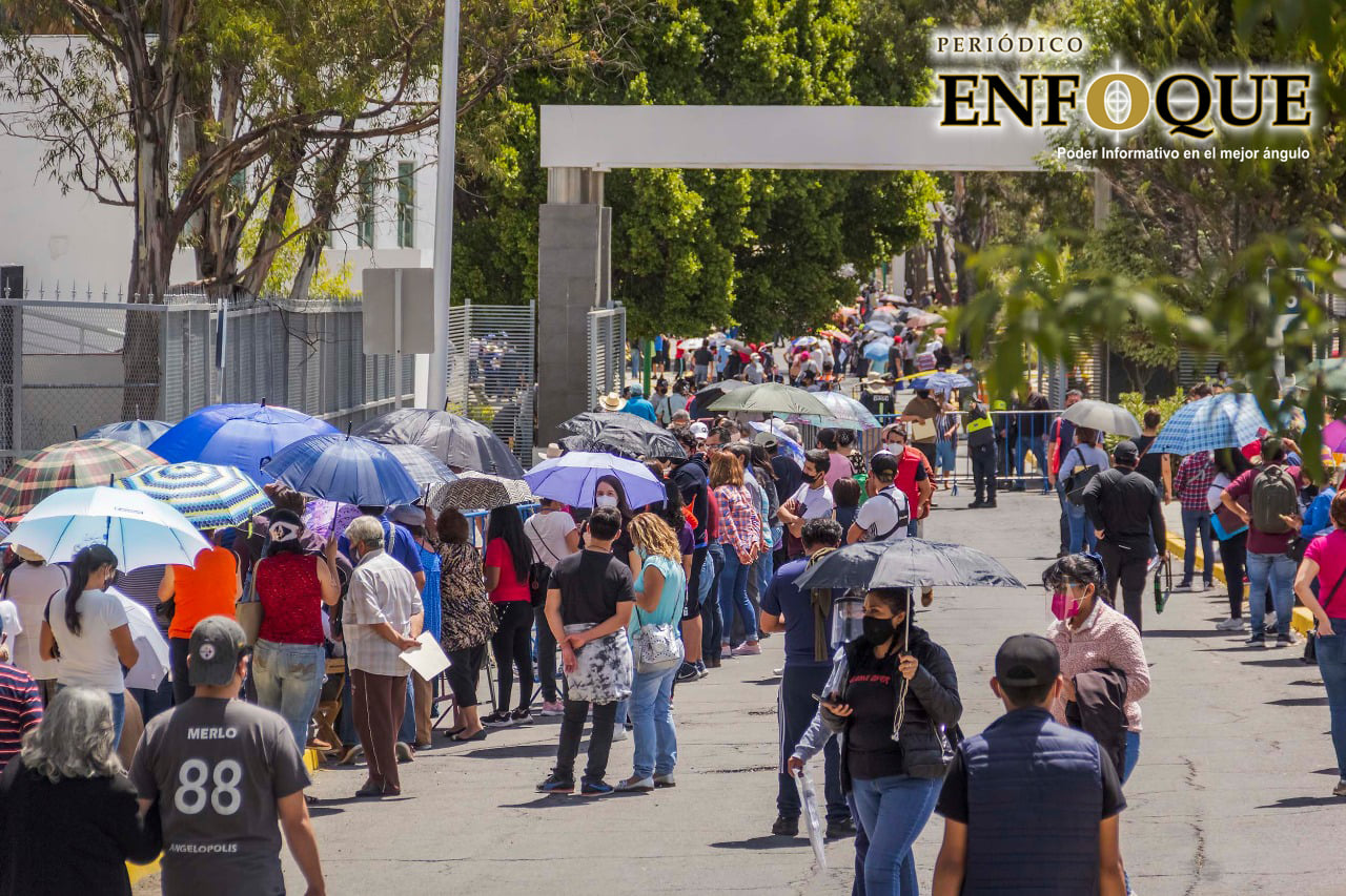 Foto: Alex Muñoz Rivera Vivanco pide responsabilidad a ciudadanos para garantizar orden en jornada de vacunación Covid