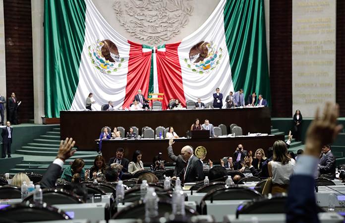 Diputados expiden nueva ley para frenar ‘prácticas insanas’ en contratos de publicidad