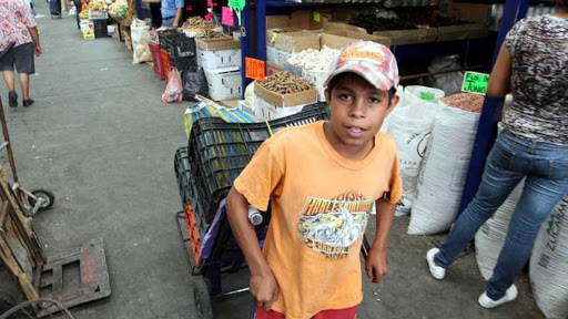 Por: Cortesía Laboran 200 mil infantes en trabajos no permitidos