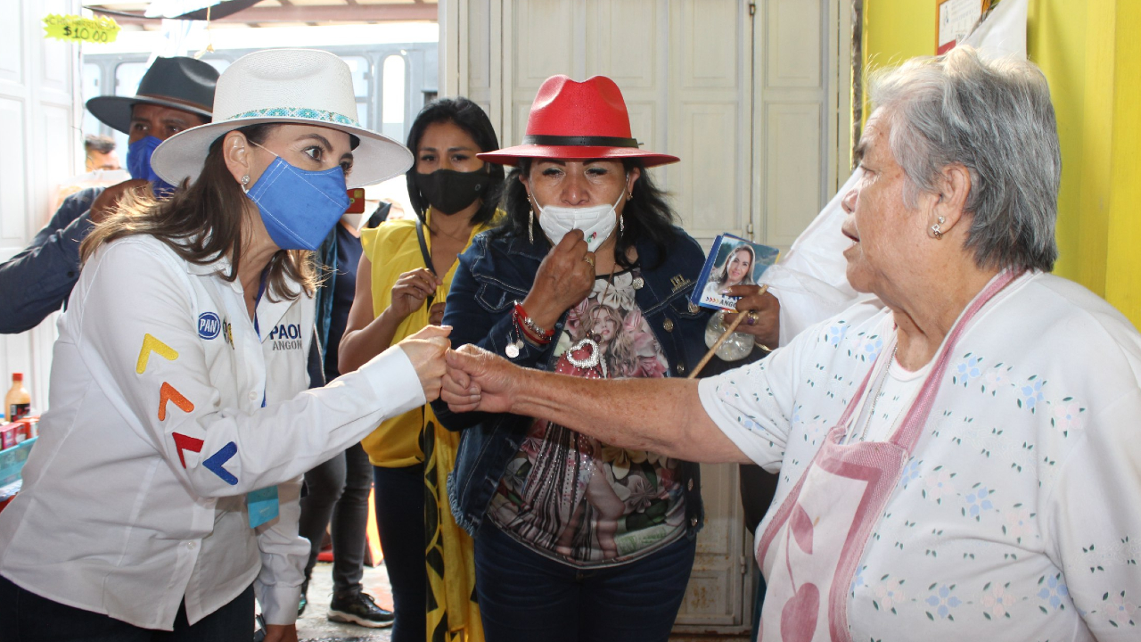 Por: Cortesía Paola Angón candidata de “Va por Puebla” por la Alcaldía de San Pedro visitó distintos barrios de dicha localidad