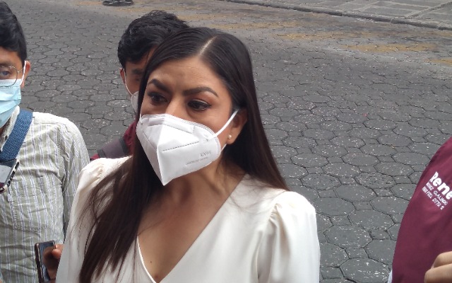 Por: Daniel Jiménez Desconoce Claudia Rivera presencia de vehículos oficiales del Ayuntamiento en su campaña