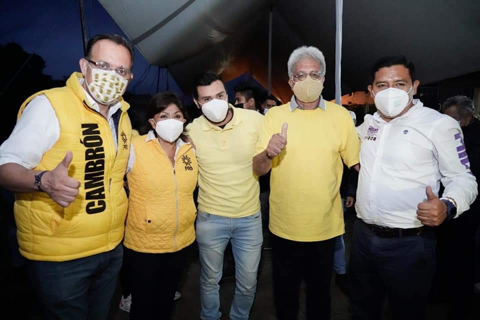 Militantes del PRD suman fuerza a Anabell Ávalos 