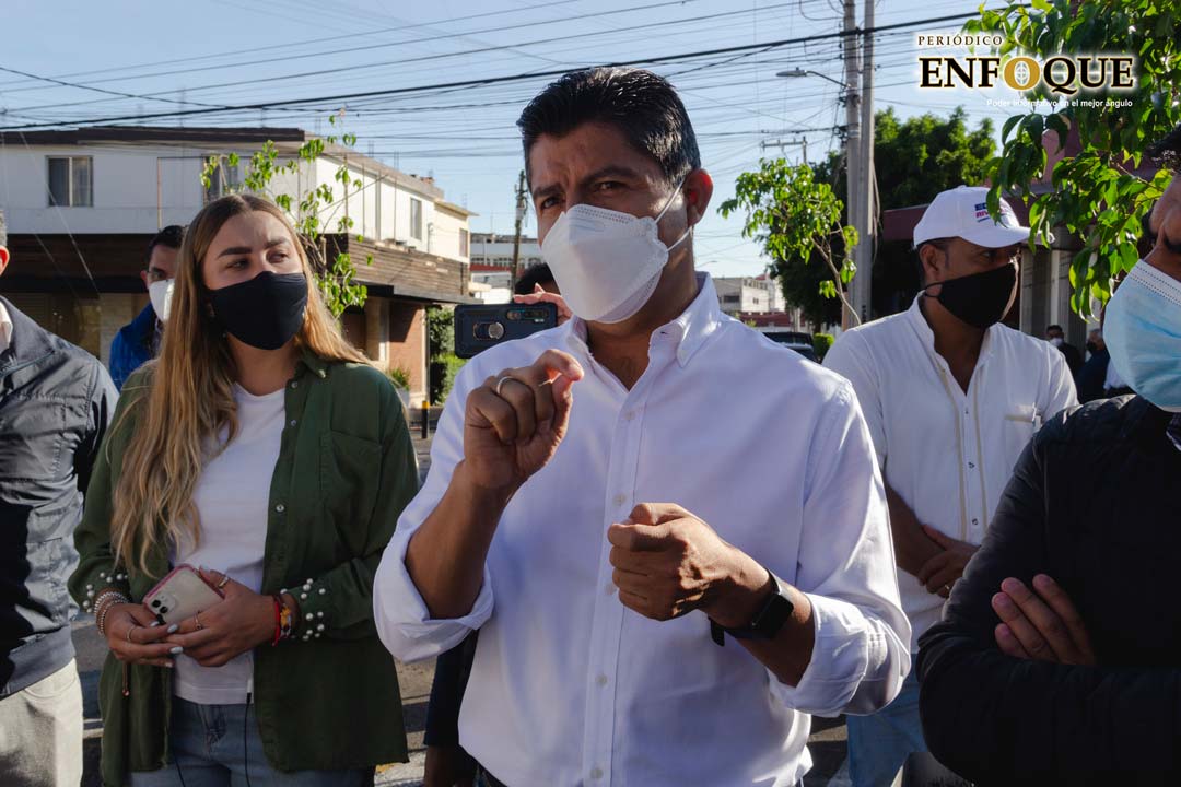 Presenta Eduardo Rivera propuesta "Crece MiPyme y Tasa 0"