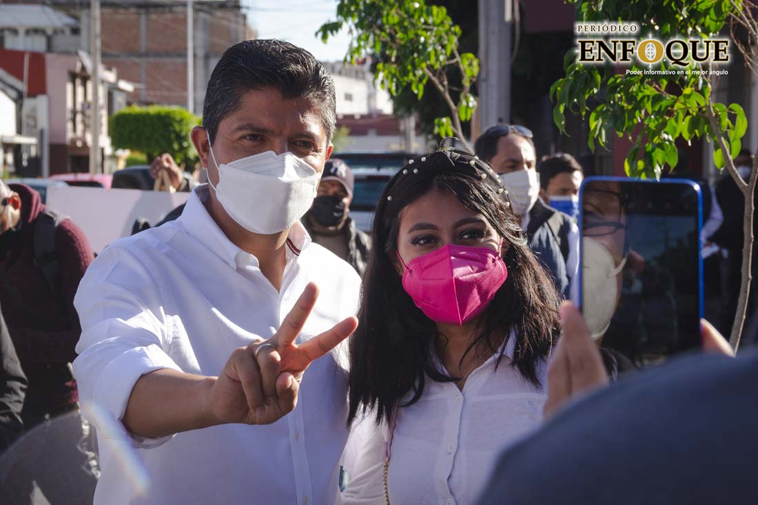 Eduardo Rivera propone acabar con invasión de predios