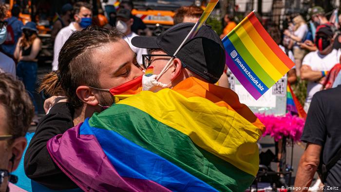 Por: Cortesía Día Internacional contra la Homofobia, Transfobia y Bifobia: Te contamos sobre esta lucha