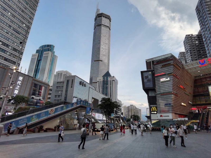 Por: Cortesía Un rascacielos se balancea en China de forma inexplicable y provoca escenas de pánico