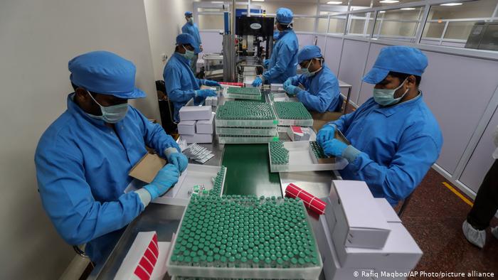Por: Cortesía ¿Por qué India, “la farmacia del mundo”, no tiene vacunas contra el covid-19?