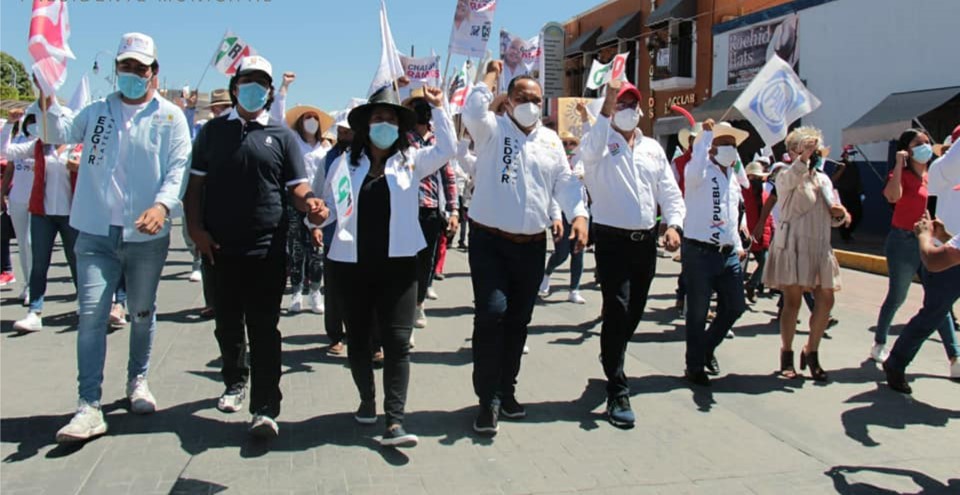Por: Cortesía Dirigentes estatales del PRI, acompañan a candidatos por el distrito y municipio de Tepeaca