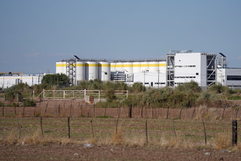 Por: Cortesía AMLO anunció que Constellation Brands construirá una planta de cerveza en el sureste de México