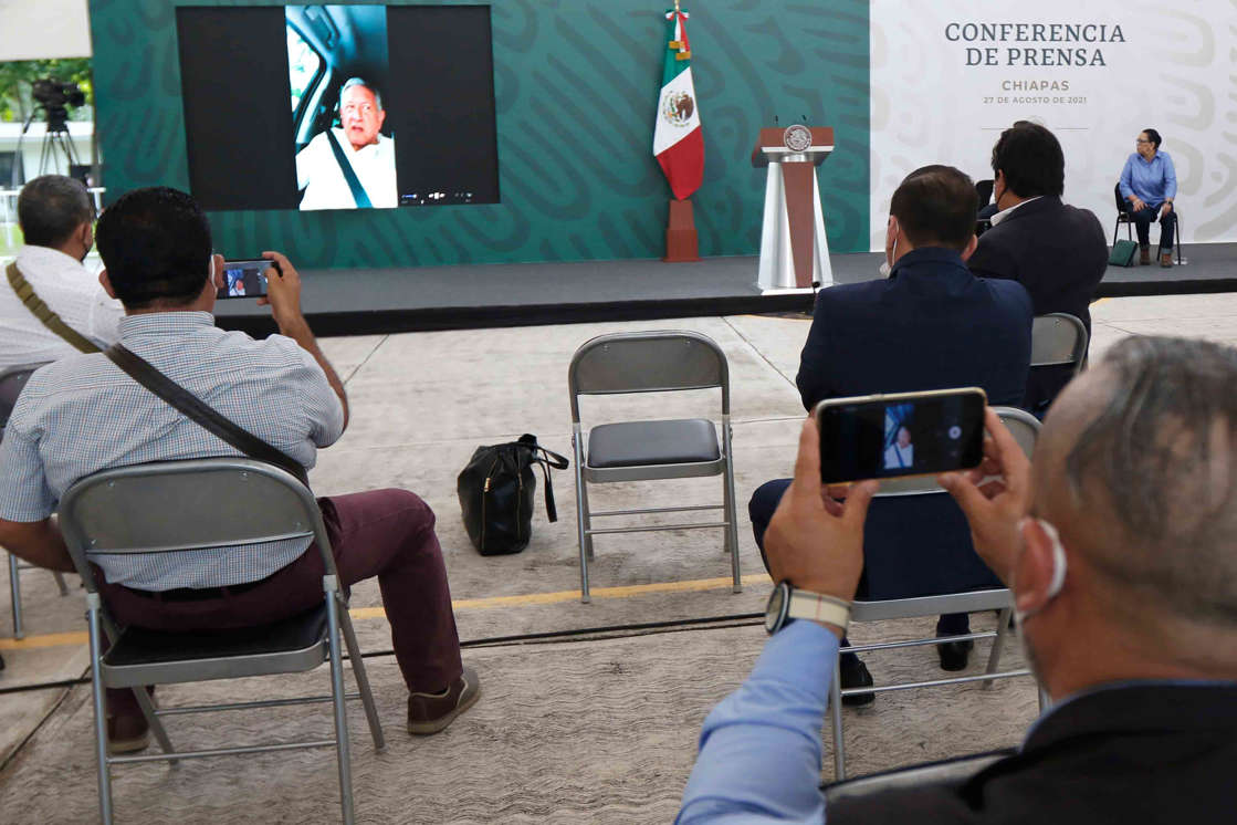 Por: Cortesía 'El acceso a fondo de caja de ahorro', es el motivo del bloqueo de la CNTE; dice AMLO