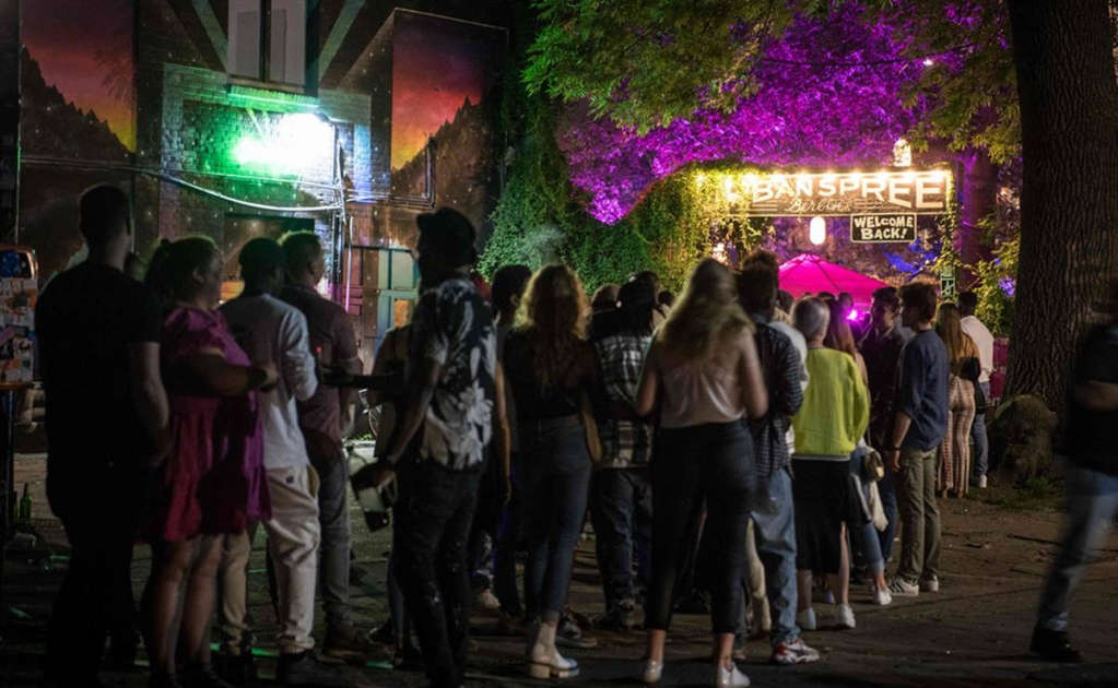 Por: Cortesía Centros nocturnos abrirán sólo para vacunados o curados de covid-19 en Alemania