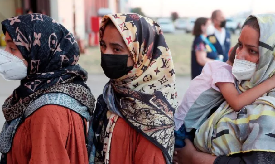 Por: Cortesía Van 13 países que recibirán a afganos evacuados; detalla Estados Unidos