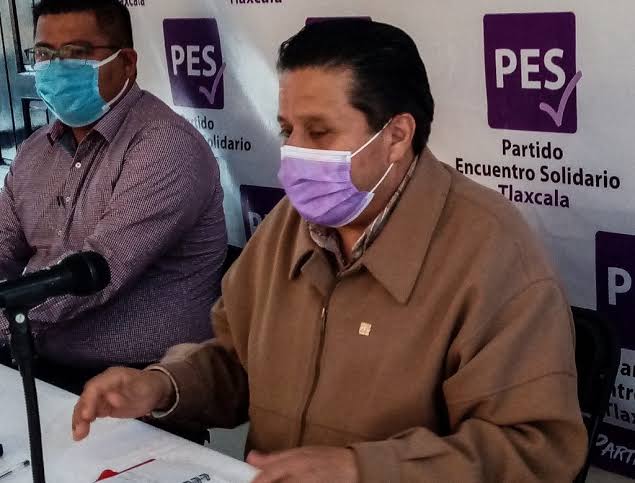 Por: Cortesía Balean casa de candidato del PES en Santa Apolonia Teacalco, asegura que seguirá firme en la contienda