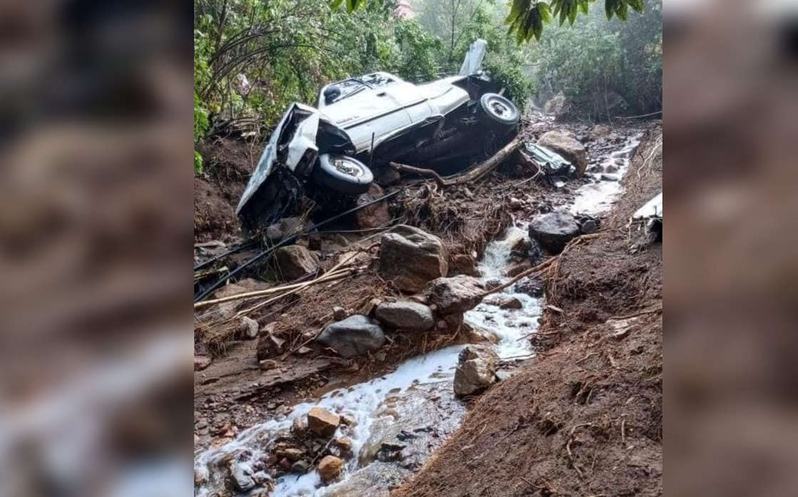 Por: Cortesía Reportan daños en Oaxaca tras lluvias provocadas por Grace