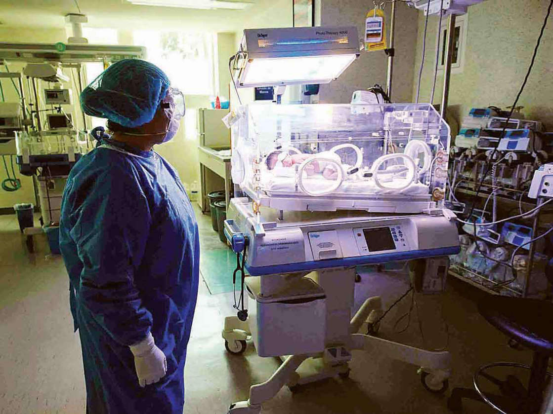 Bebés y niños son los más propensos a contagiar covid-19