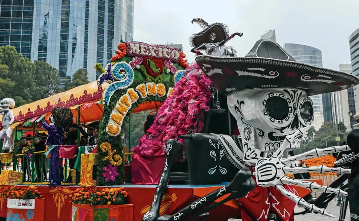 Por: Cortesía Un millón de personas asistieron al desfile internacional de día de muertos 2021