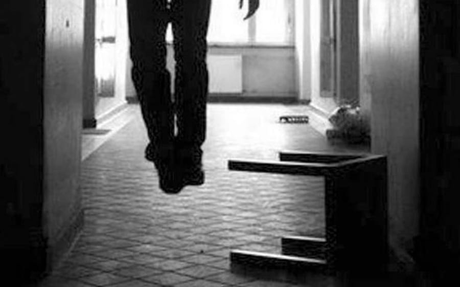 Policía frustra intento de suicidio; encontraron a la victima colgando de un lazo en Atlixco