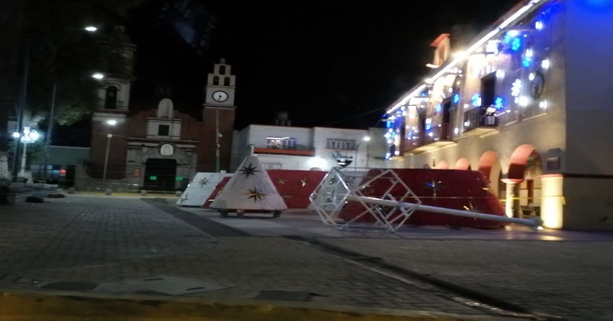 Por: Cortesía Municipio de Chiautempan inicia con decoraciones navideñas
