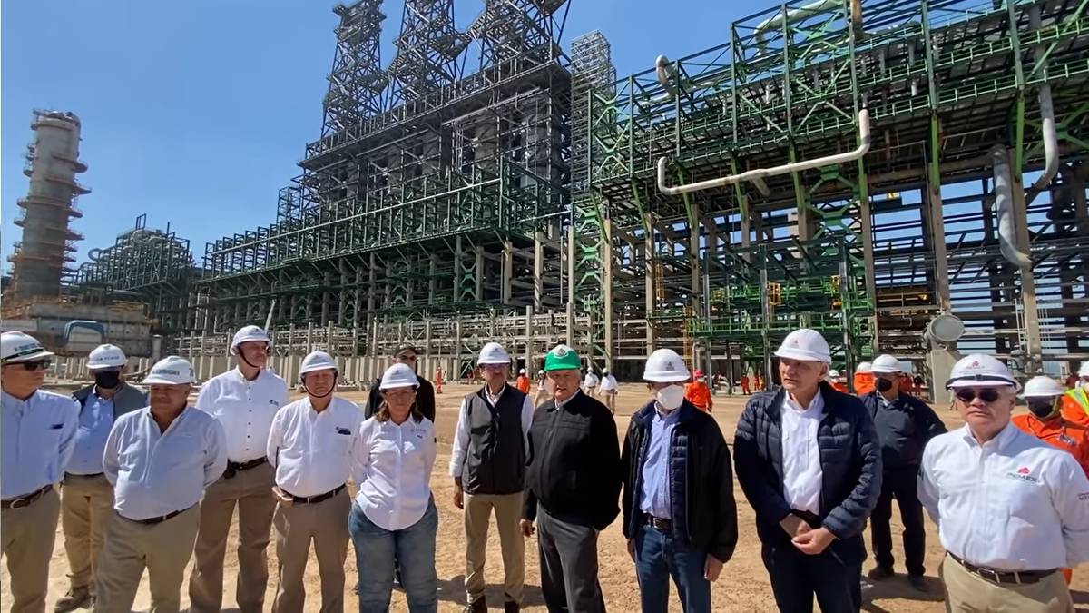 Por: Cortesía Anuncia AMLO  inversión de 60 mil mdp para reactivar planta coquizadora de Tula