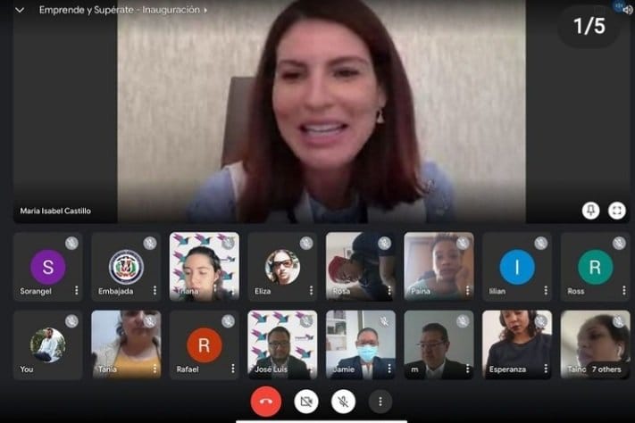 Por: Cortesía Sorprende Intervención de Marco Mena en foro