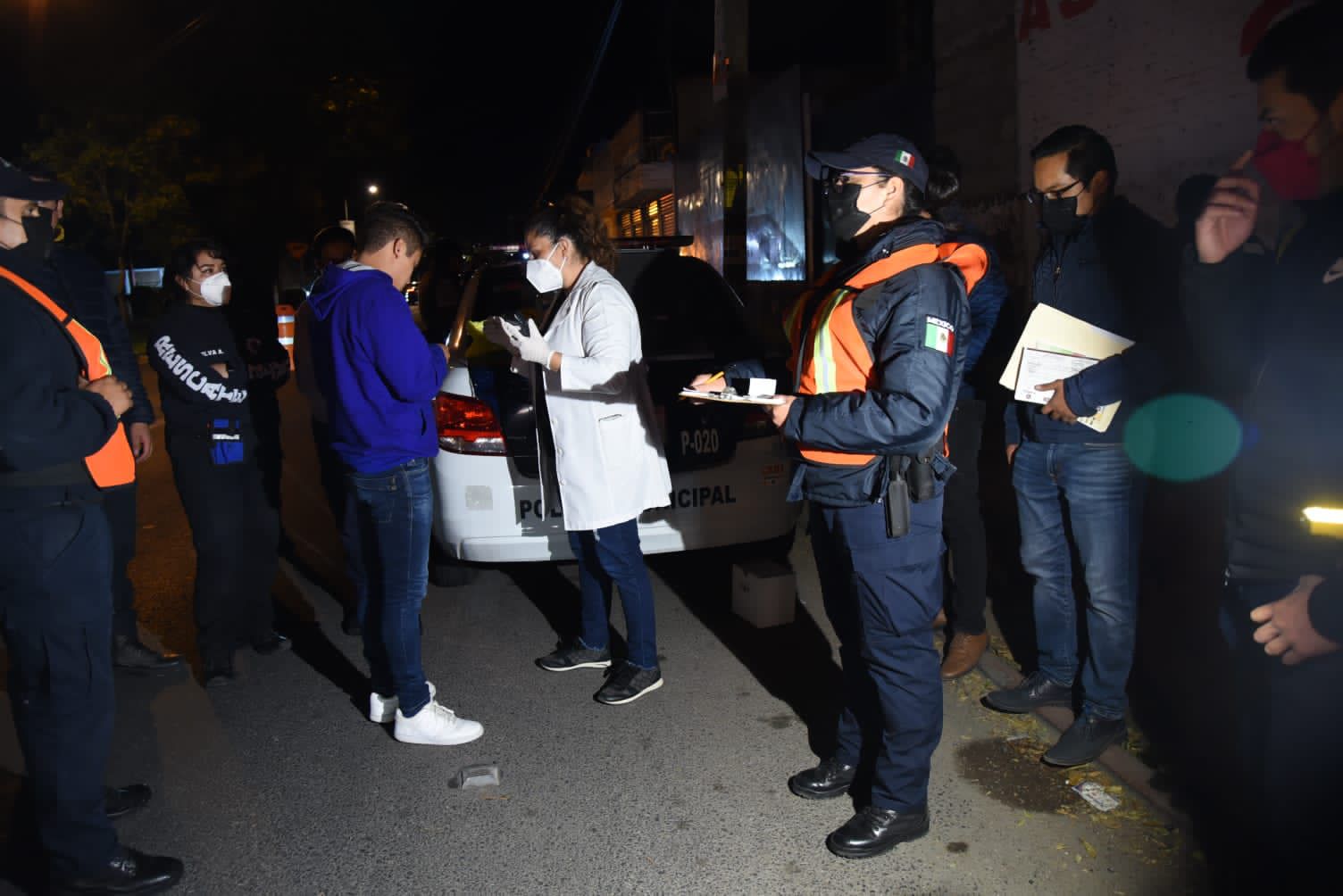 Tres personas detenidas y 14 infracciones en el primer día de alcoholímetro en Tlaxcala Capital