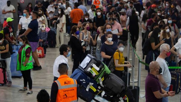 Por: Cortesía Cobro de equipaje de mano es ilegal en aerolíneas: Profeco
