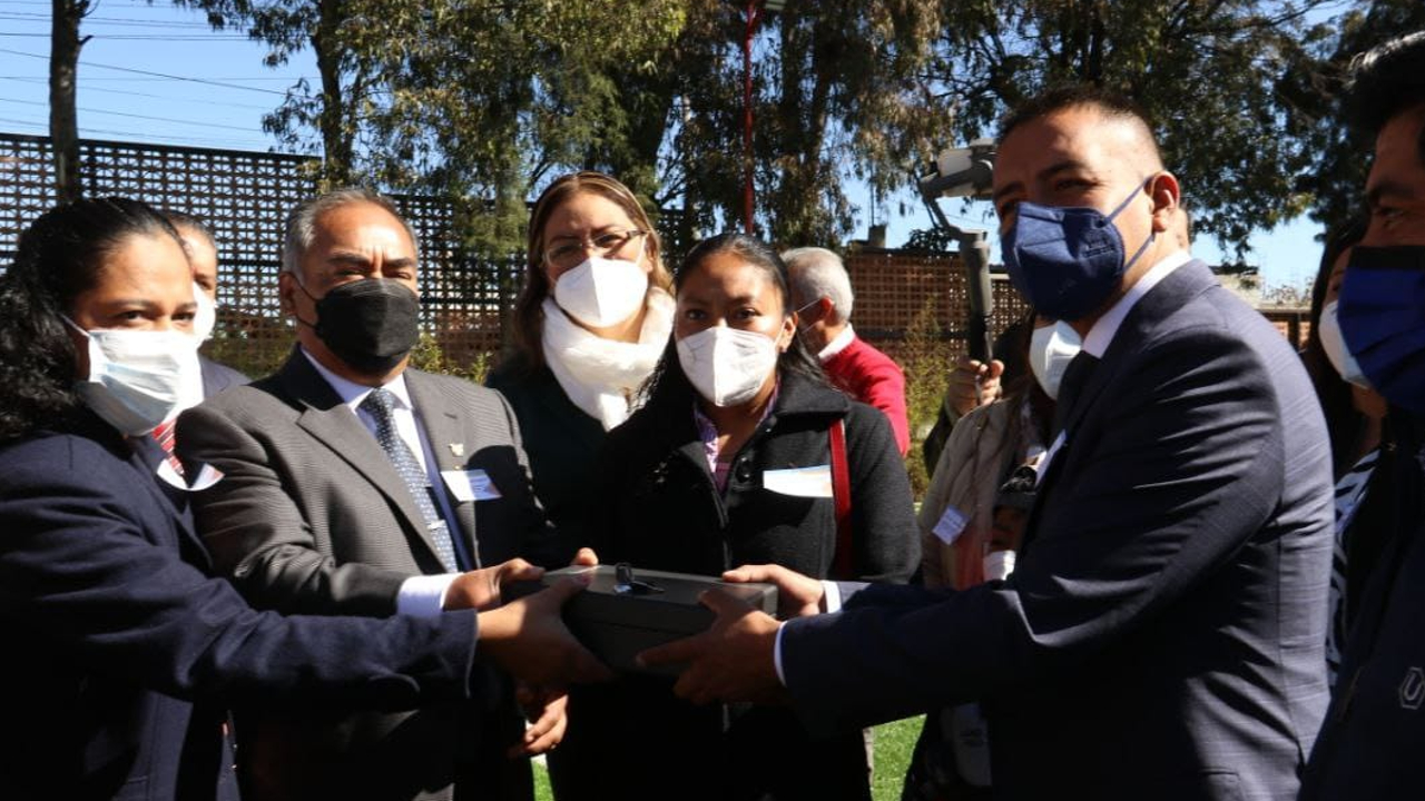 Por: Cortesía Para Edmundo Tlatehui la educación y deporte colaborarán el progreso en San Andrés Cholula
