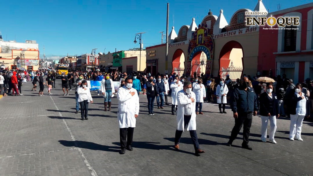 Por: Marisol O Con desfile autoridades municipales conmemoran el CXI Aniversario del inicio de la Revolución Mexicana