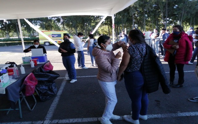 Adolescentes de Puebla podrían ser vacunados contra el Covid-19 a partir de la siguiente semana