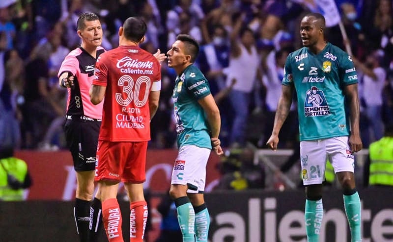 Por: Cortesía ¿Y el VAR? El increíble penal que no le cobraron a León al minuto 92 frente a Puebla