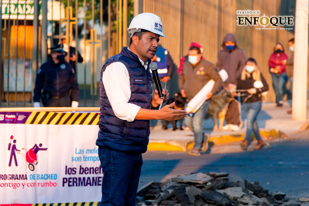 Por: Alex Muñoz Más del 60% de vialidades están en pésimas condiciones, reconoce Eduardo Rivera