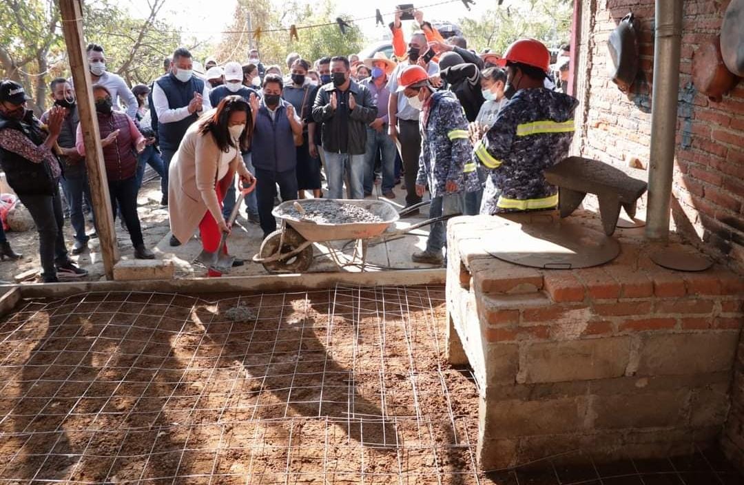 Por: Cortesía Cinco comunidades atlixquenses beneficiadas con rehabilitación de caminos