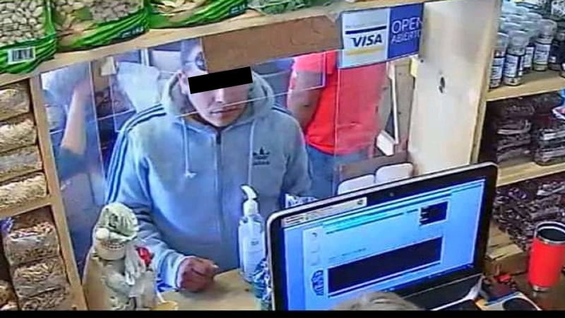 ¿Lo reconoces? Buscan identificar a uno de los asaltantes de la Central de Abastos