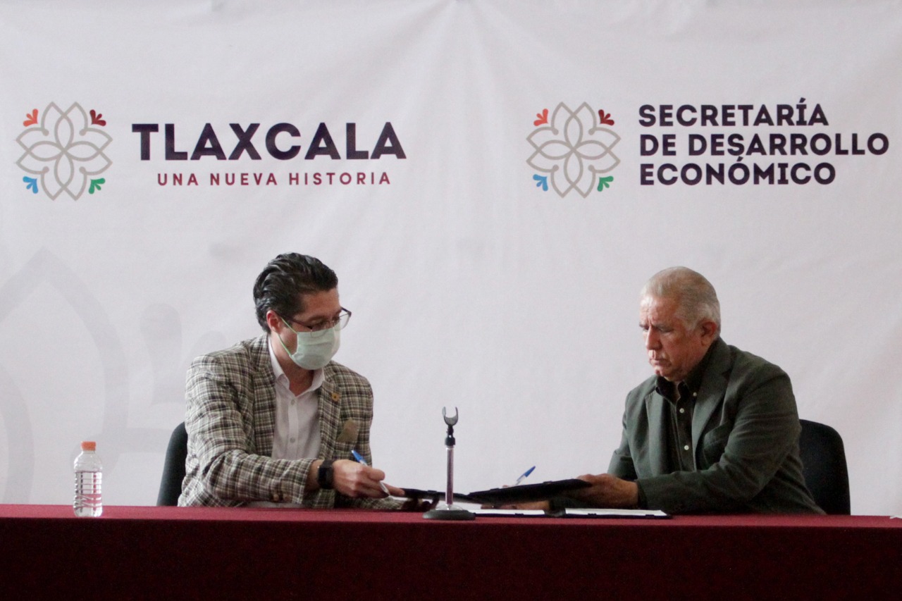 Por: Cortesía SEDECO firmó convenio de colaboración con la UPTX, UTT y el ICATLAX