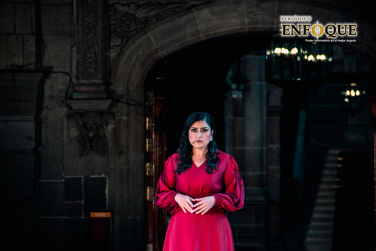 Foto: Alex Muñoz Niega Rivera Vivanco entrega de plazas sindicales a sus familiares