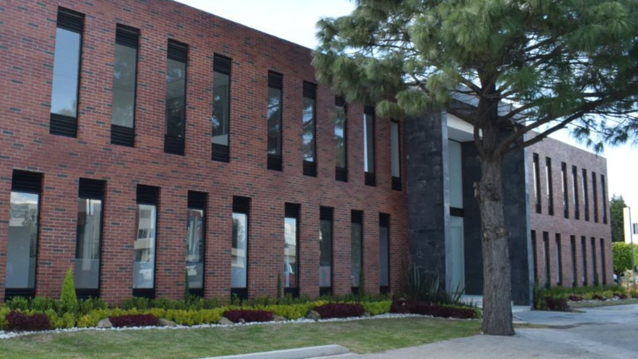 Por: Cortesía Ayuntamiento de San Pedro Cholula hizo entrega del nuevo edificio de la Ciudad Judicial Cholula