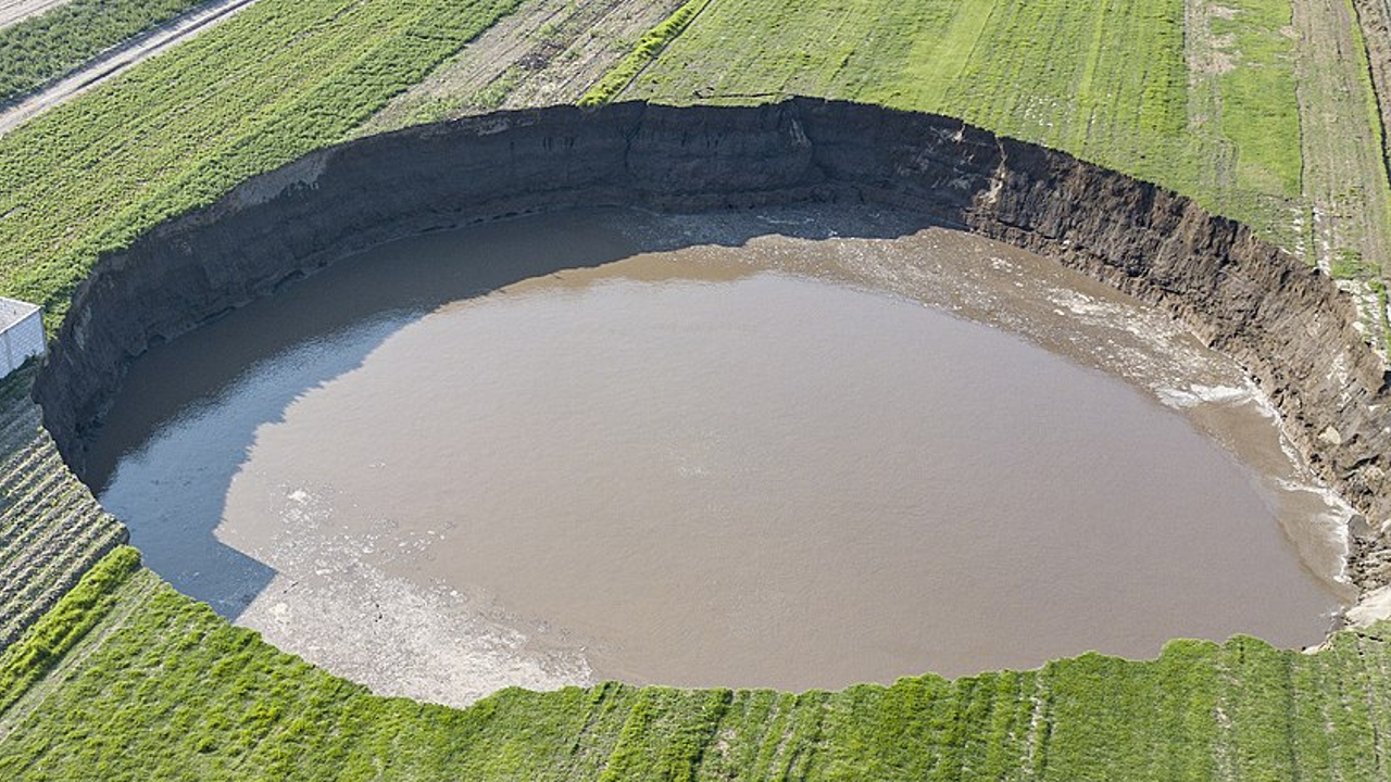 Planean crecer el perímetro de seguridad del Socavón de Juan C Bonilla