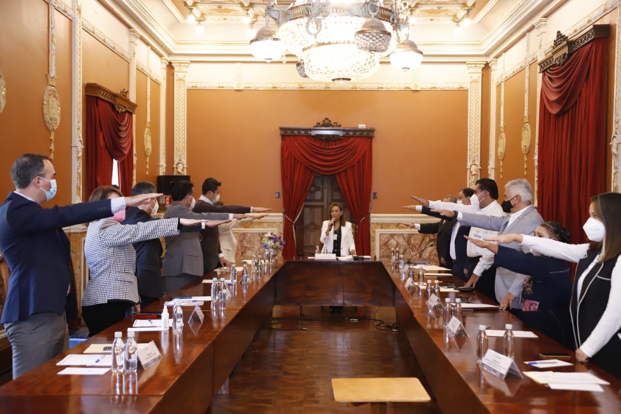 Por: Cortesía Lorena Cuéllar tomó protesta a integrantes de la junta directiva del consejo estatal de población