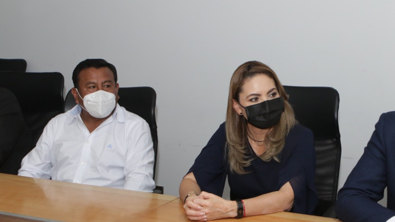 Paola Angón y Gerardo Sánchez acudieron a la primera sesión de la Comisión de Asuntos Metropolitanos 