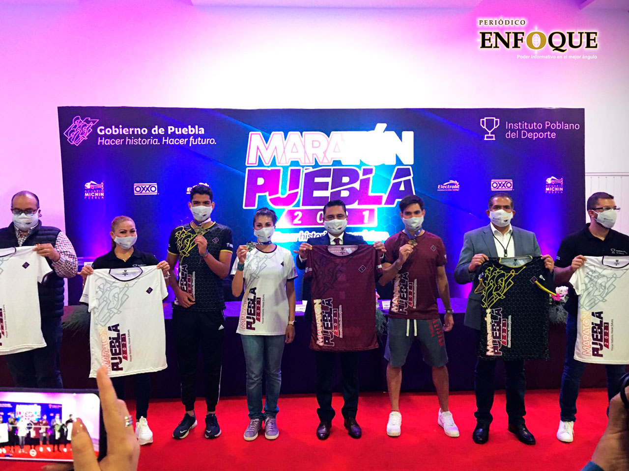 Por: Periódico Enfoque Ya hay playera y medalla para el Maratón de Puebla