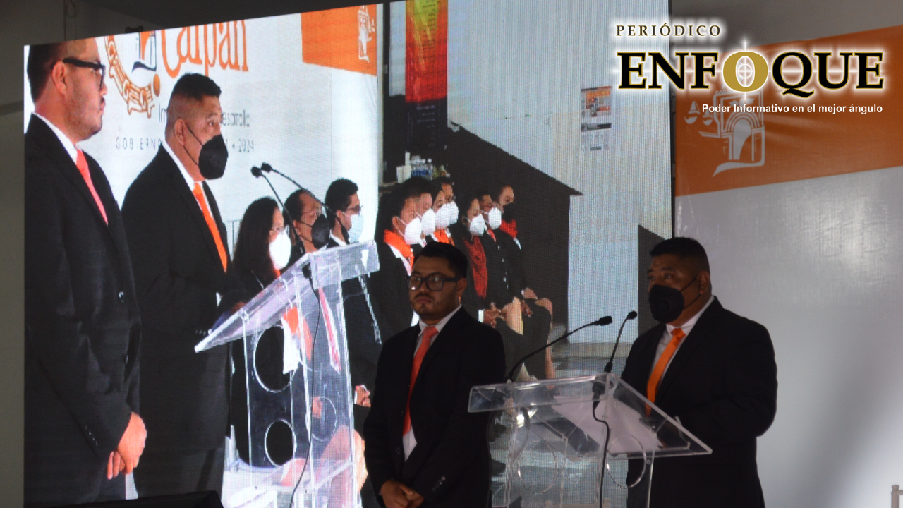 Por: Enfoque Fernando Castellanos rindió protesta como el nuevo alcalde Calpan