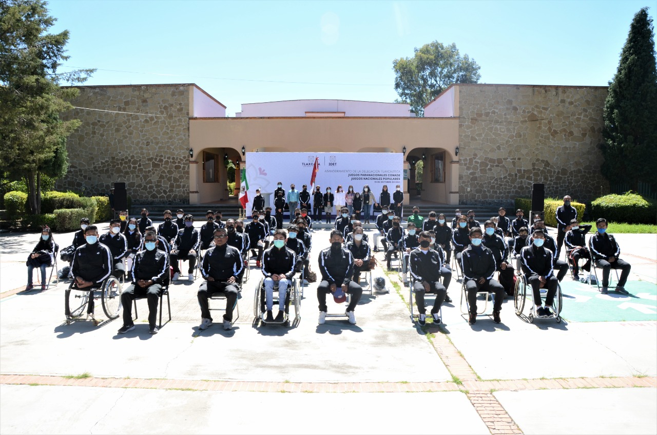 Por: Cortesía Abandera Gobierno del Estado a delegación tlaxcalteca que participará en juegos nacionales populares y paranacionales CONADE 2021