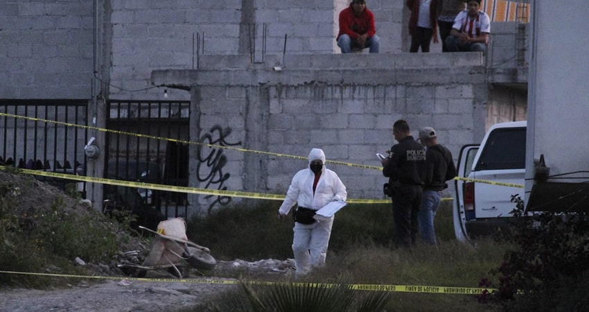 Por: Cortesía Abandonan cuerpo "entambado" en  colonia del sur de Puebla; se sospecha de un ajuste de cuentas