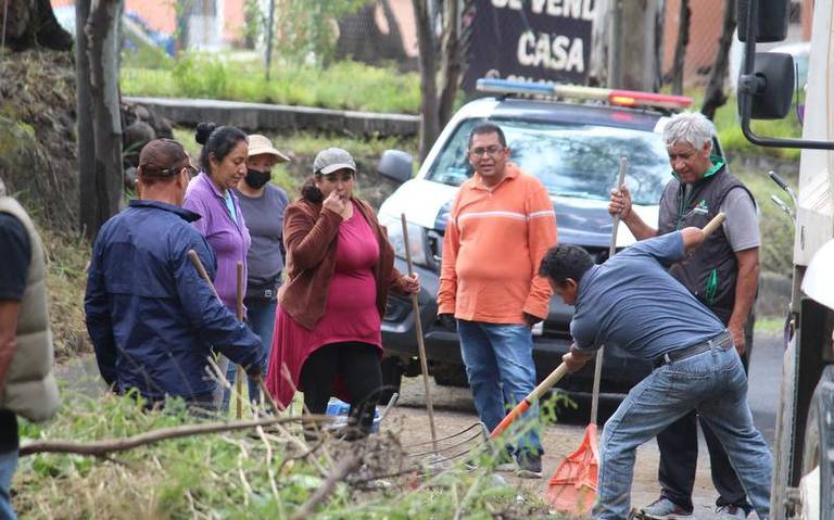 Por: Cortesía Ciudadanos de Panotla trabajan juntos en faena comunitaria